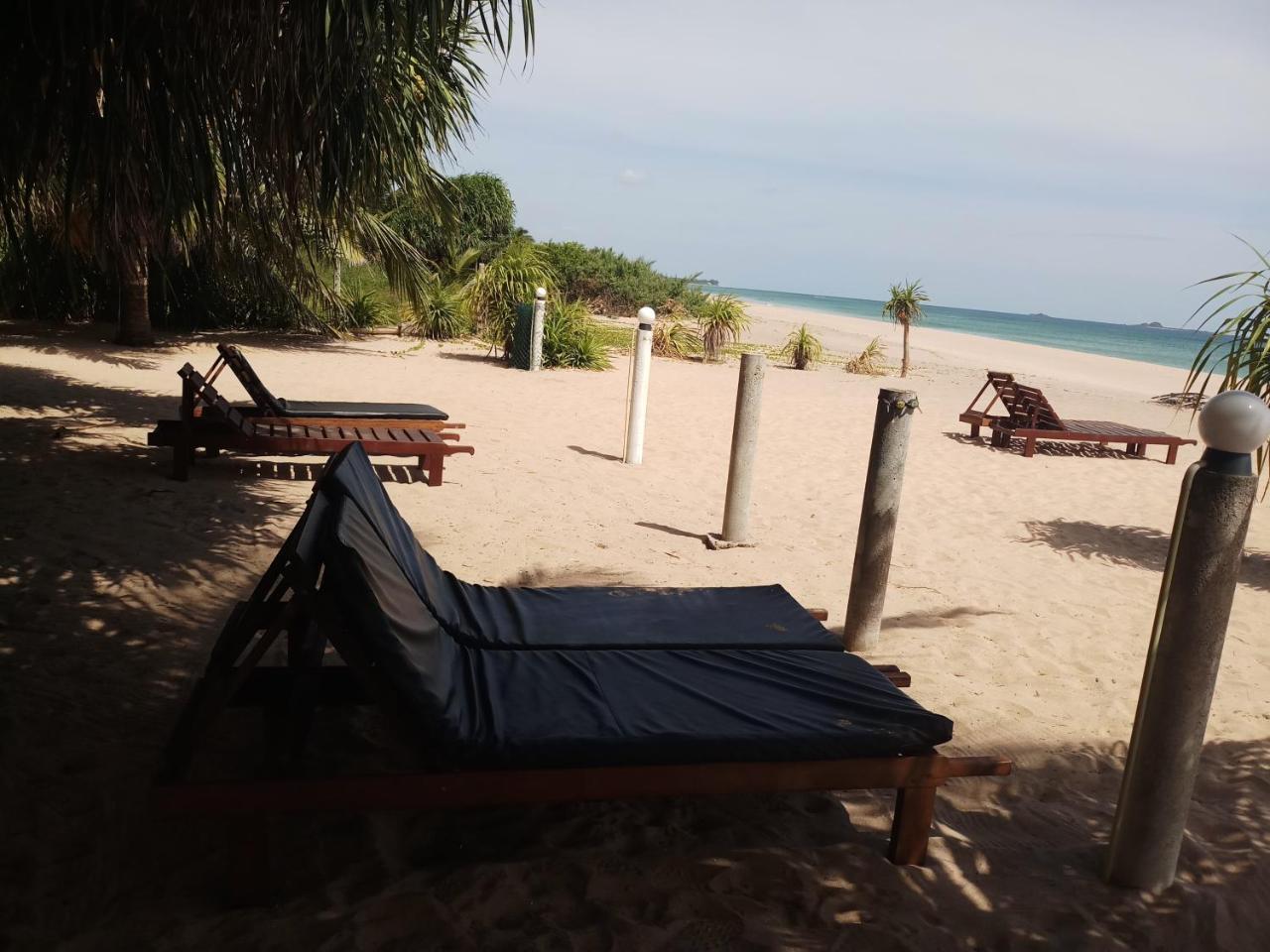 Villa Nilaveli Cabana Экстерьер фото