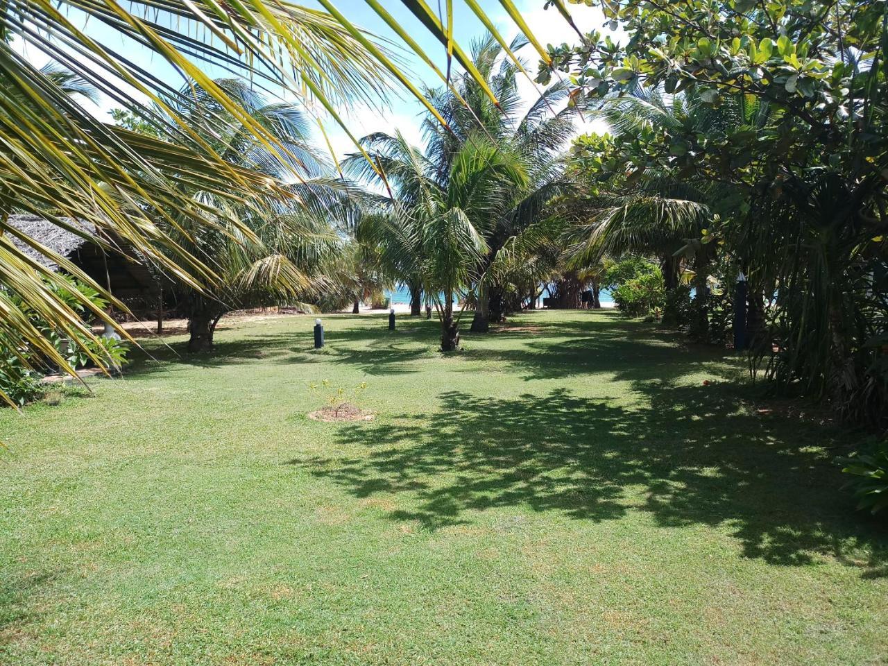 Villa Nilaveli Cabana Экстерьер фото
